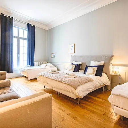 The Gorgeous Hyper Center Private Garden Apartment Reims